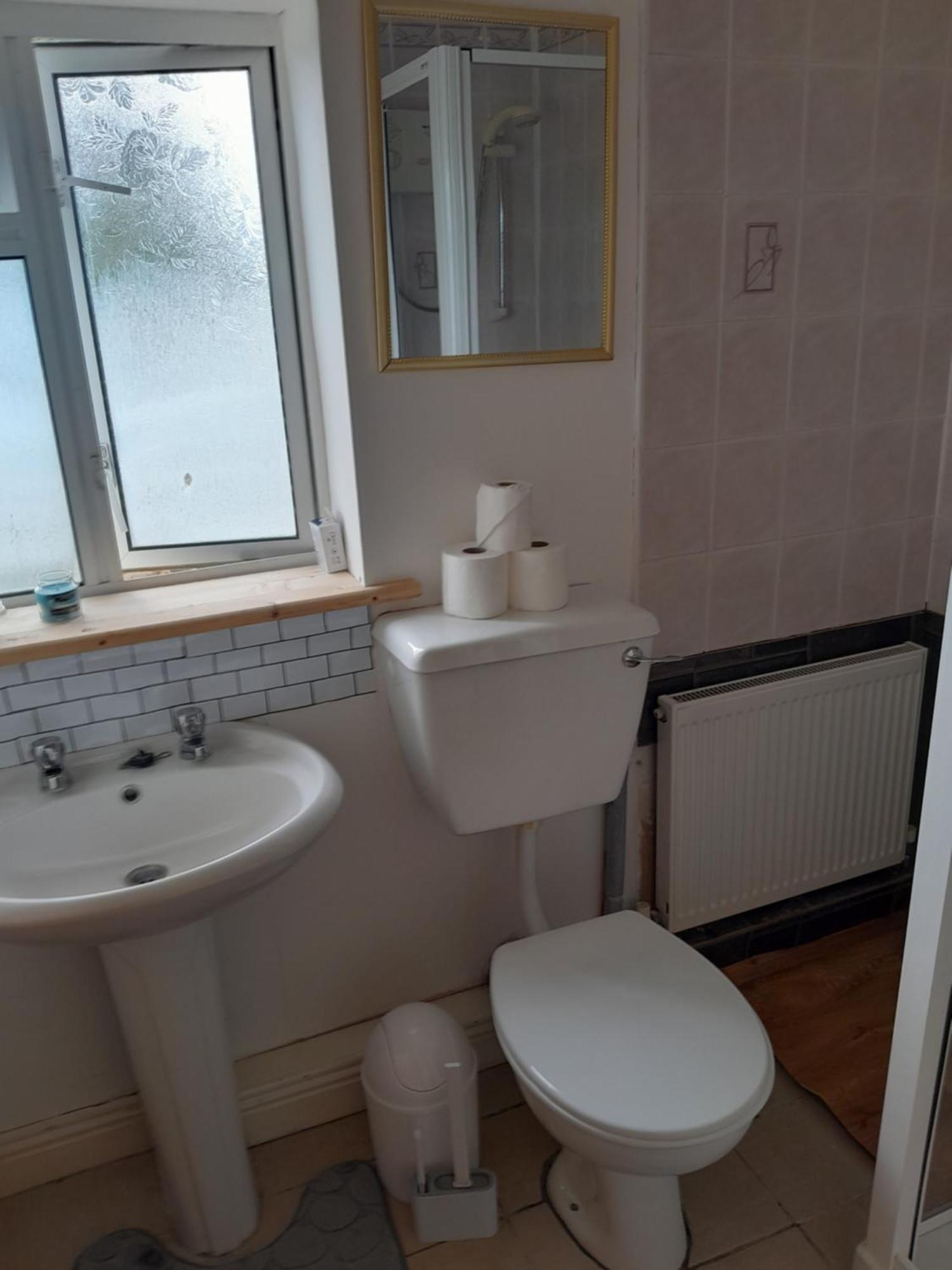 Mary'S House Apartment O'Briensbridge Bagian luar foto